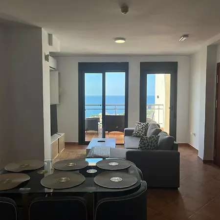Espacioso Duplex Con Terraza Y Vistas Aguadulce  Exterior photo