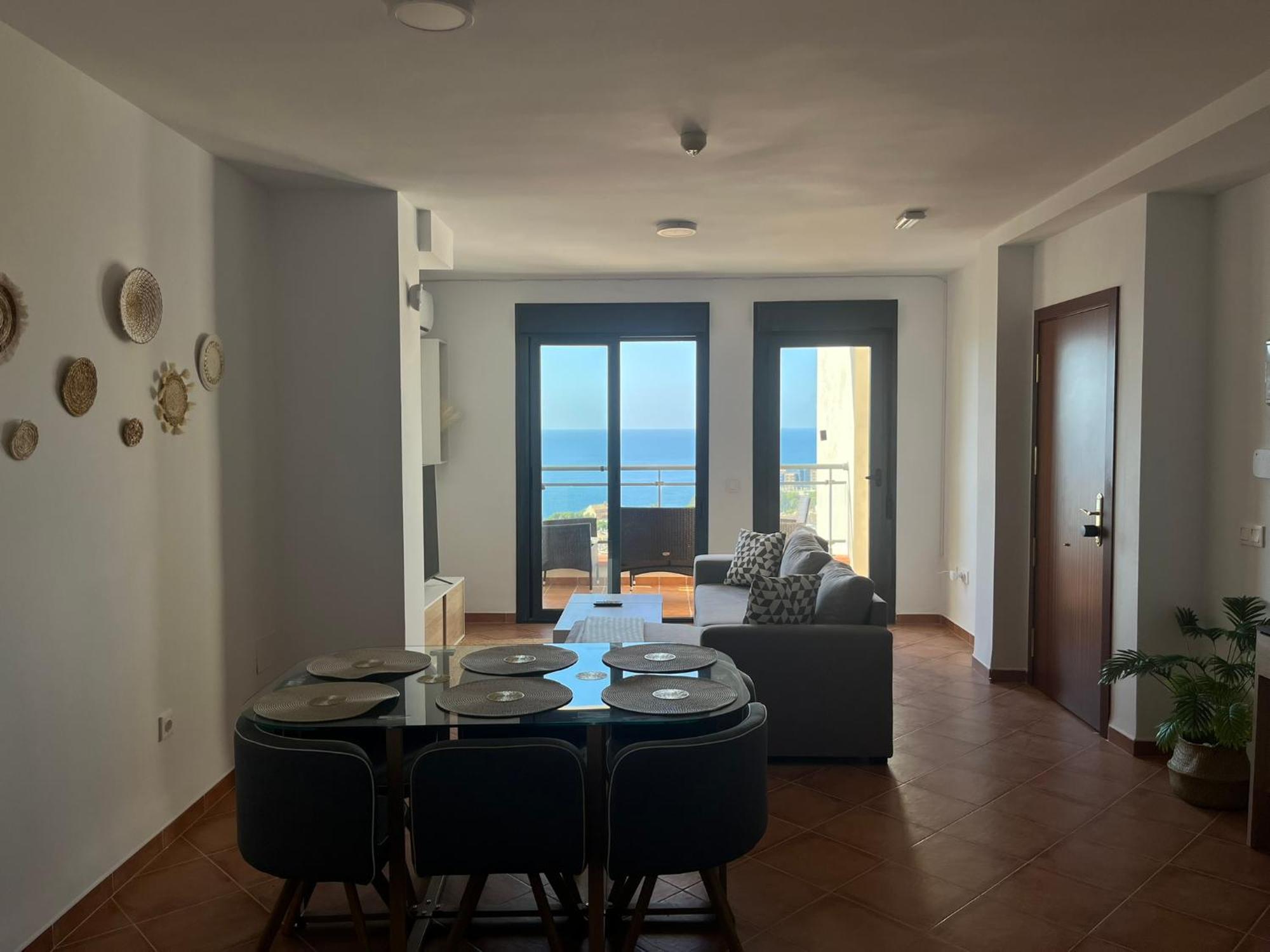 Espacioso Duplex Con Terraza Y Vistas Apartamento