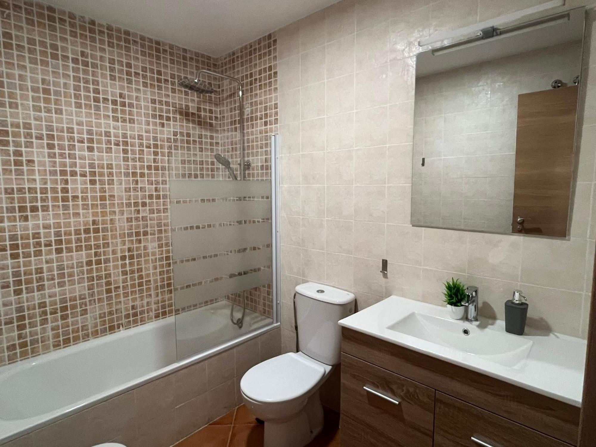 Espacioso Duplex Con Terraza Y Vistas Apartamento
