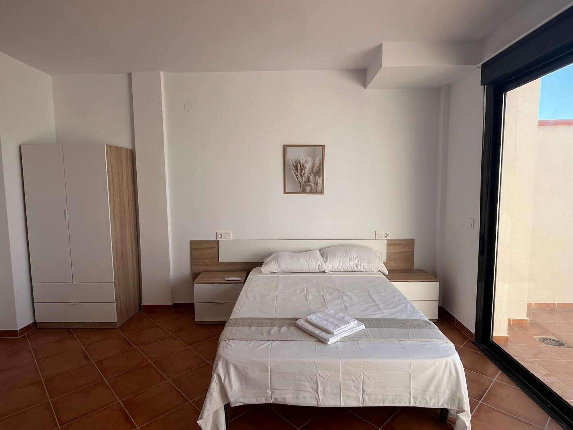 Espacioso Duplex Con Terraza Y Vistas *