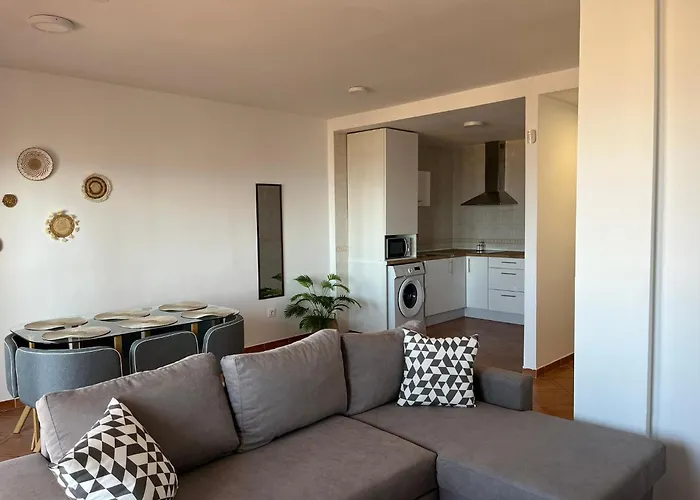 Espacioso Duplex Con Terraza Y Vistas