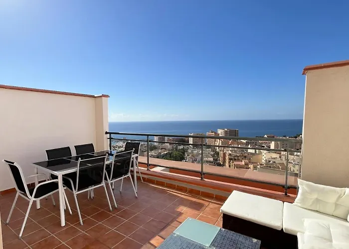 Espacioso Duplex Con Terraza Y Vistas